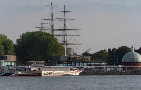 Tour privato in battello da Londra a Greenwich con guida italiana