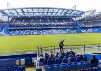 Vista panoramica del campo e delle tribune dello Stamford Bridge durante il tour.