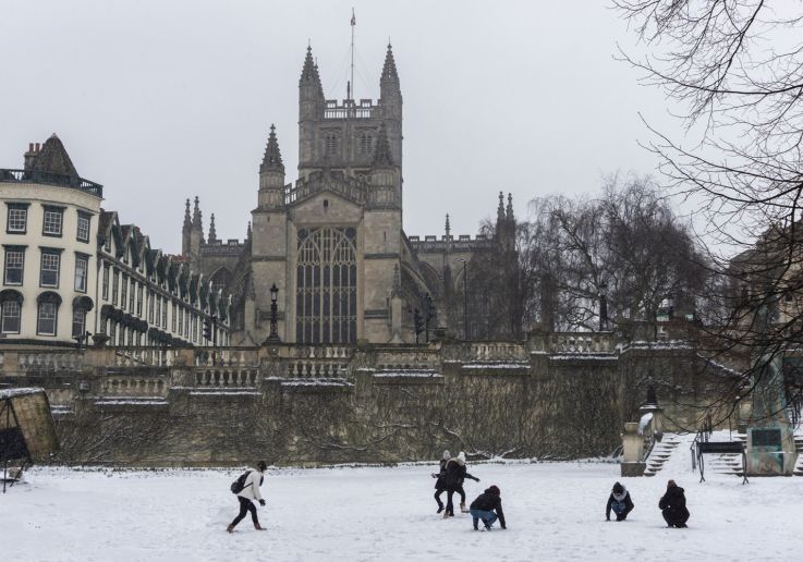 Vista invernale dell’Abbazia di Bath dal centro storico della città.