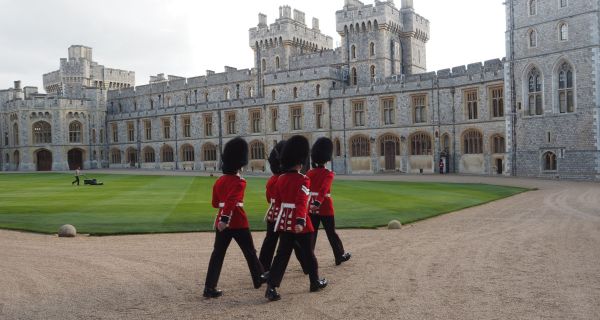 Stonehenge Bath Windsor Tour