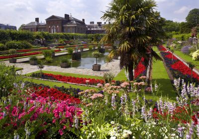 I bellissimi giardini Sunken Garden a Kensington Palace