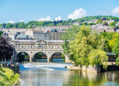 Panorama di Bath e del fiume Avon nel tour Bath e Cotswolds
