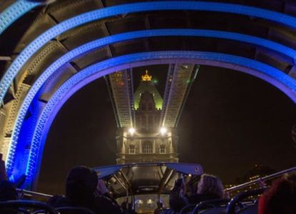 Tour panoramico di Londra di notte in autobus