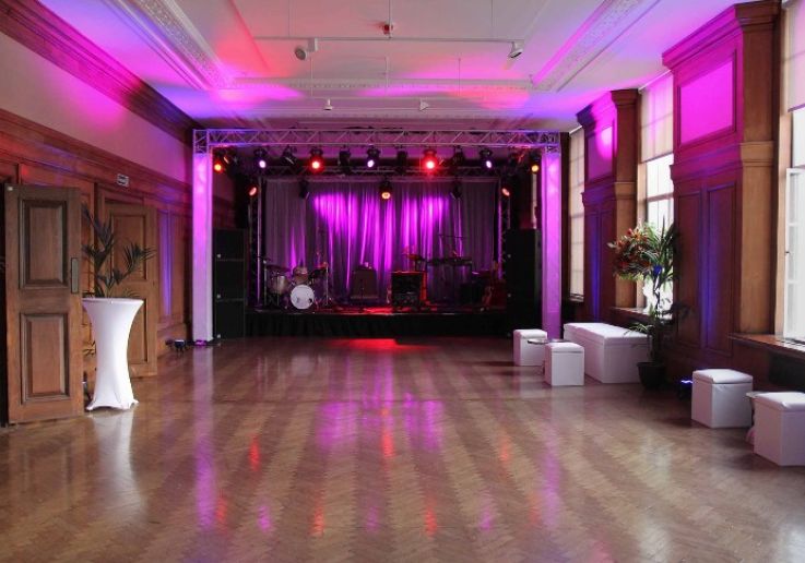 Accesso esclusivo alle Riverside Rooms