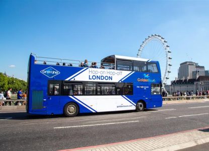 Autobus scoperto nei pressi del London Eye