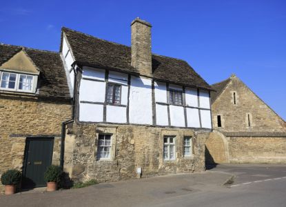 Antico edificio a Lacock visitato nel tour Harry Potter