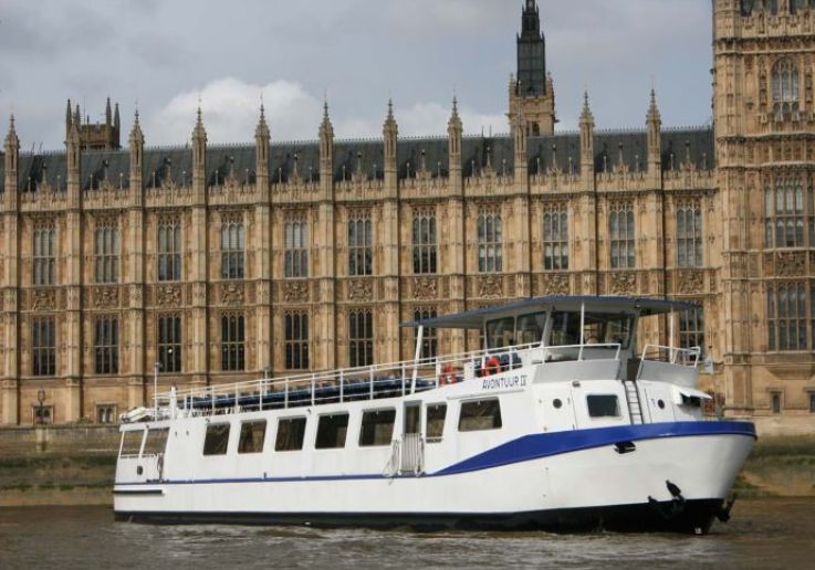 Capodanno Londra MV Avontuur