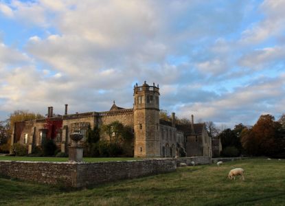 Esterno dell'Abbazia di Lacock, tour Harry Potter da Londra