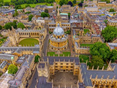 Veduta della Radcliffe Camera a Oxford, tour Harry Potter