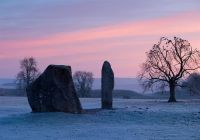 Le pietre del cerchio di Avebury all’alba d’inverno