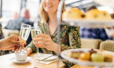 San Valentino in crociera a Londra con te pomeridiano e champagne