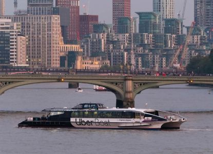 Battello veloce di Uber Boat