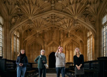 Tour Oxford ingresso alla Divinity School