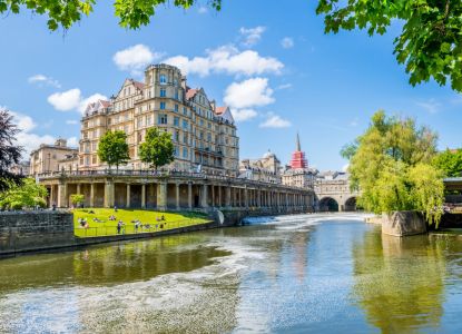 Architettura di Bath e fiume Avon