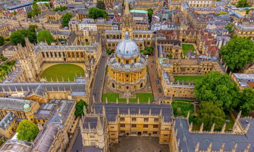 Link a : Tour Harry Potter Oxford e Lacock - Location dei Film