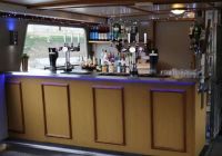 Drink di tutti i tipi disponibili al bar dell'MV Avontuur