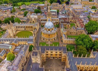 Veduta della Radcliffe Camera a Oxford, tour Harry Potter