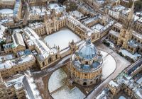 Il 26 dicembre visita Oxford, con un affascinante tour a piedi