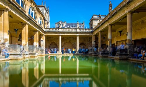Link a :  Tour Stonehenge e Bath - Cerchio Pietre e Terme Romane