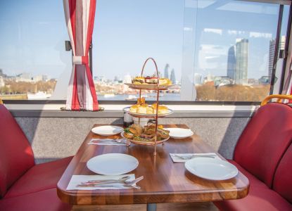 Afternoon Tea Bus con Tour panoramico di Londra