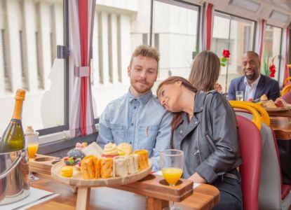 San Valentino romantico a Londra con un tour panoramico e musica dal vivo