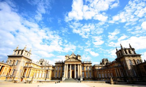 Link a :  Tour Blenheim Palace Cotswolds | Bampton e Bourton-on-the-Water