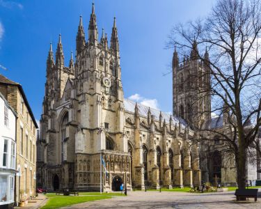 Esterno della Cattedrale di Canterbury nel tour storico
