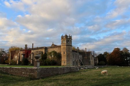 Esterno dell'Abbazia di Lacock, tour Harry Potter da Londra